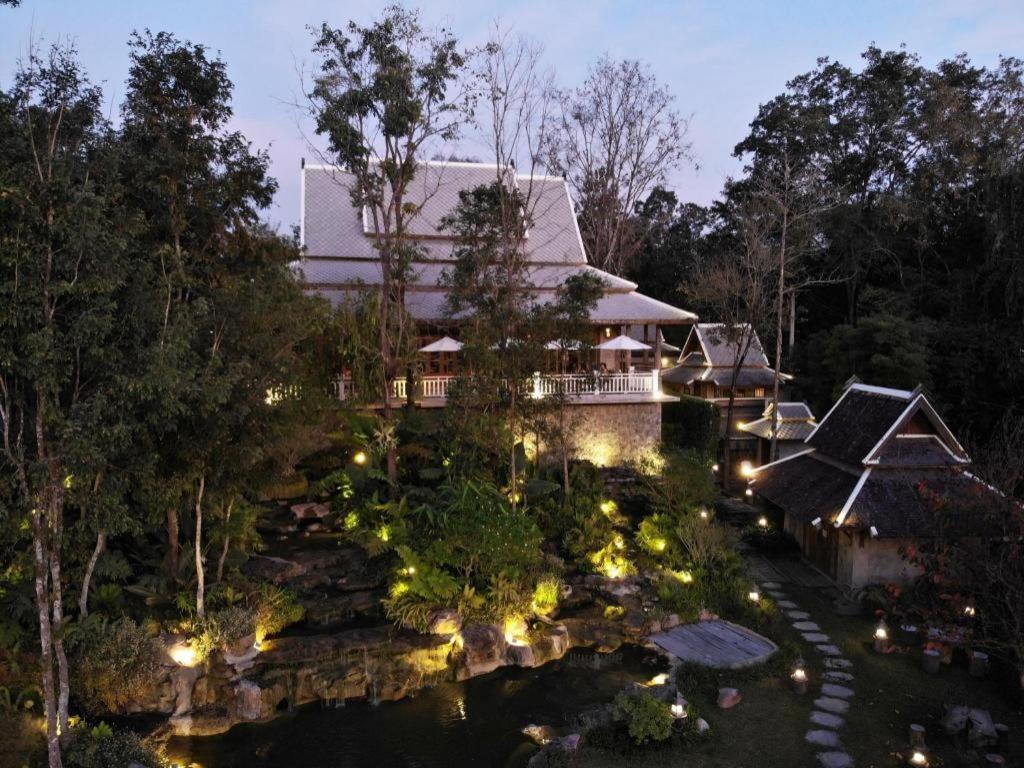 Hotel Ruean Racha Chiang Mai Zewnętrze zdjęcie