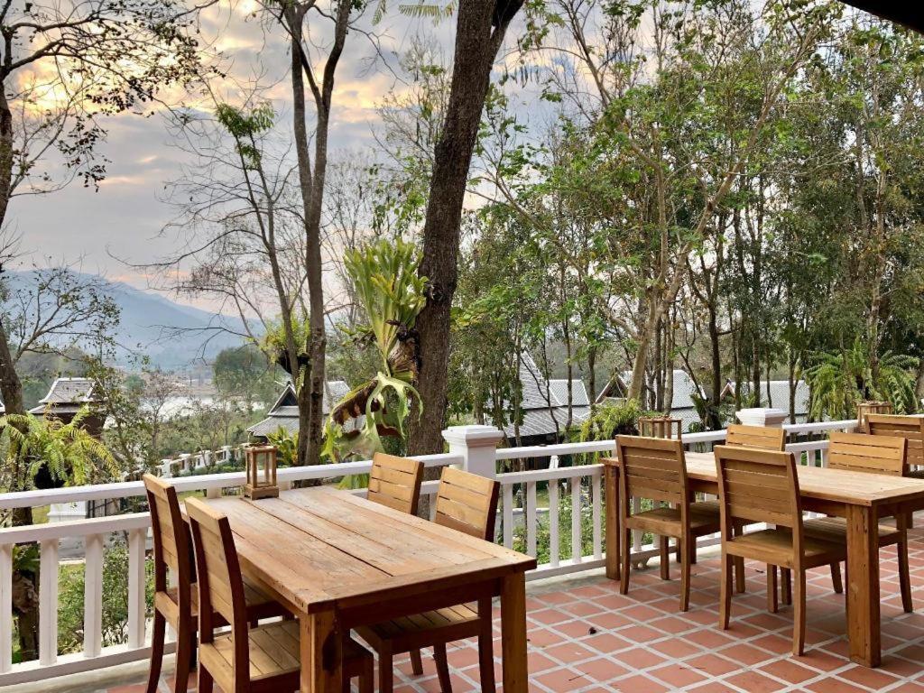 Hotel Ruean Racha Chiang Mai Zewnętrze zdjęcie