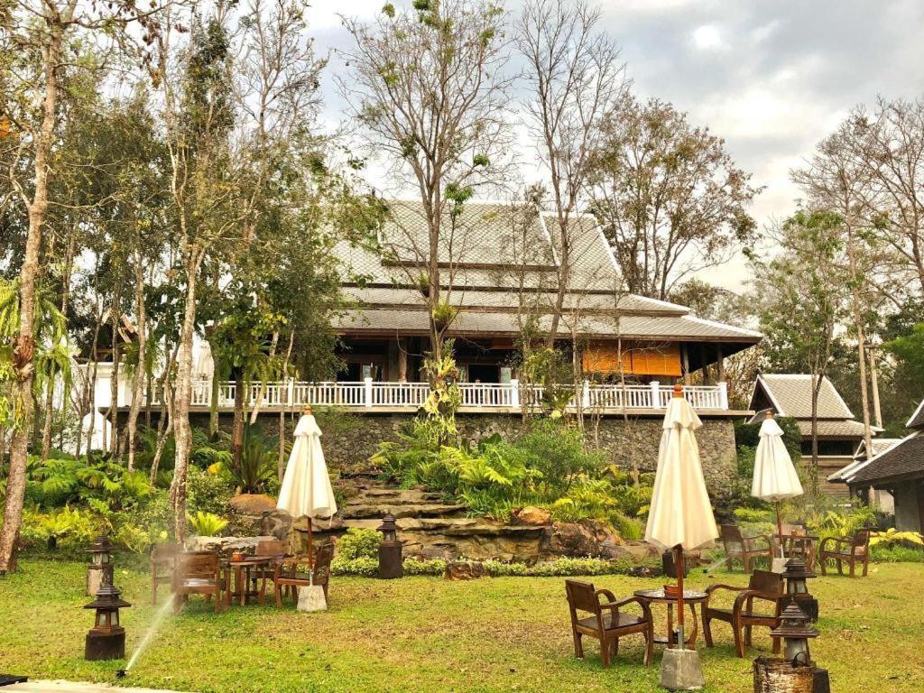 Hotel Ruean Racha Chiang Mai Zewnętrze zdjęcie