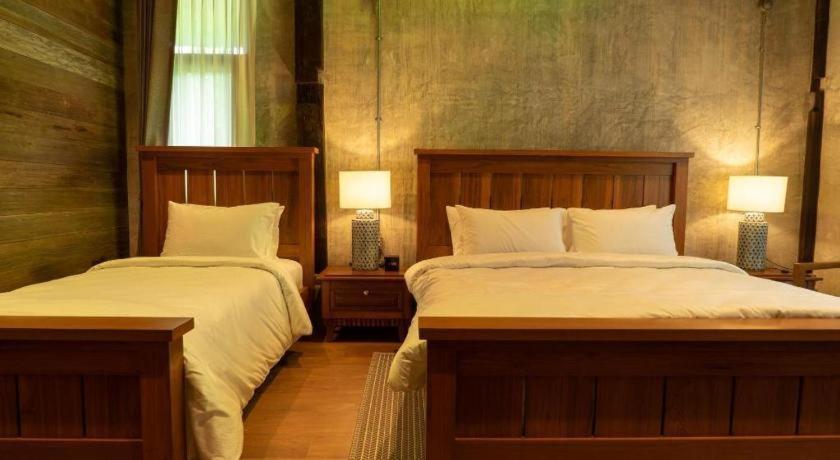Hotel Ruean Racha Chiang Mai Zewnętrze zdjęcie