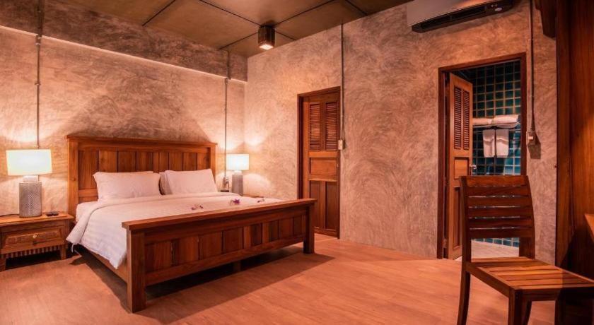 Hotel Ruean Racha Chiang Mai Zewnętrze zdjęcie