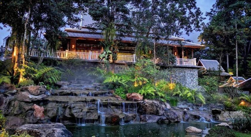 Hotel Ruean Racha Chiang Mai Zewnętrze zdjęcie