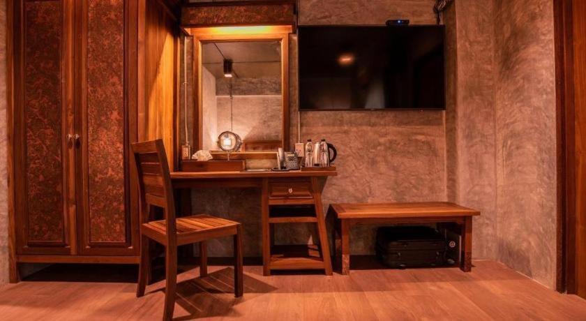 Hotel Ruean Racha Chiang Mai Zewnętrze zdjęcie