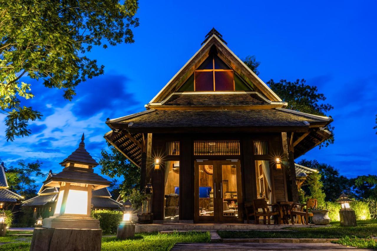 Hotel Ruean Racha Chiang Mai Zewnętrze zdjęcie