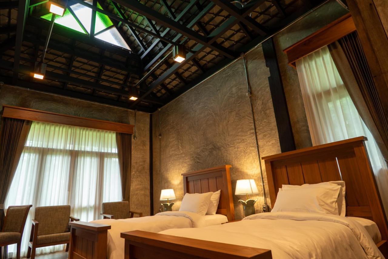 Hotel Ruean Racha Chiang Mai Zewnętrze zdjęcie