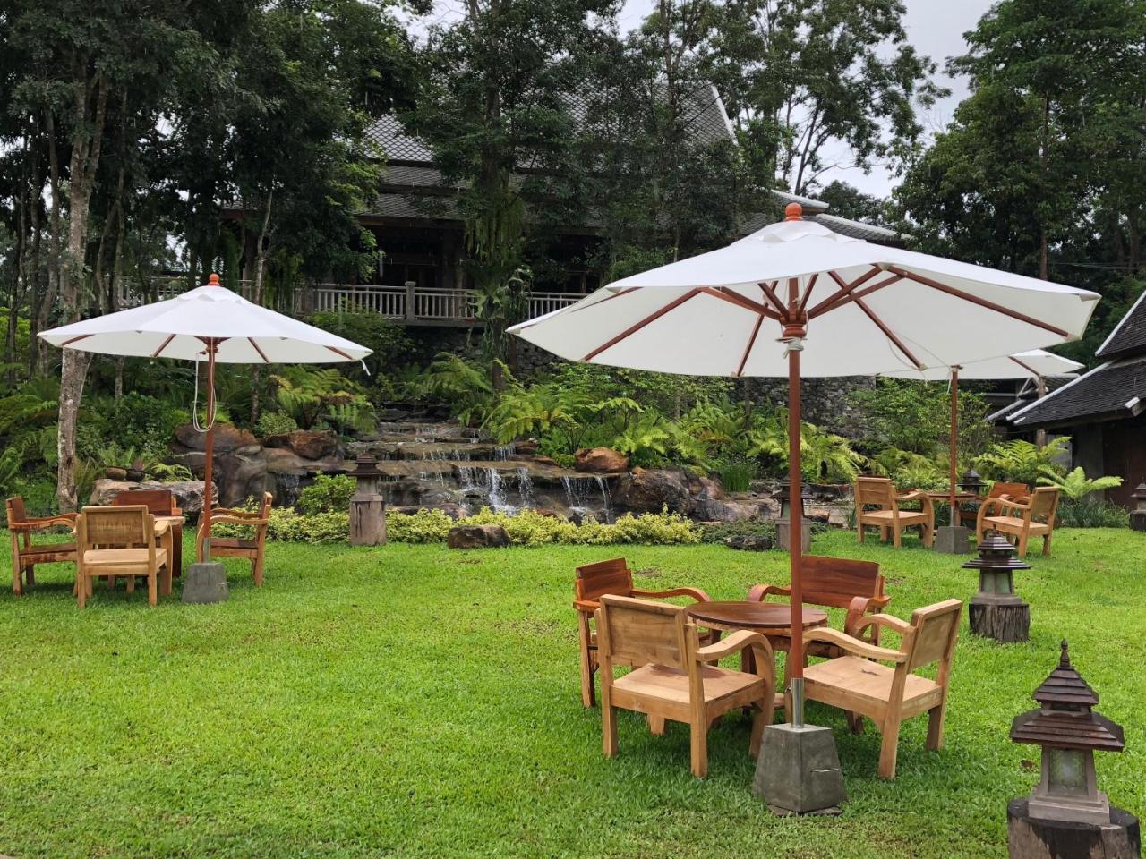 Hotel Ruean Racha Chiang Mai Zewnętrze zdjęcie