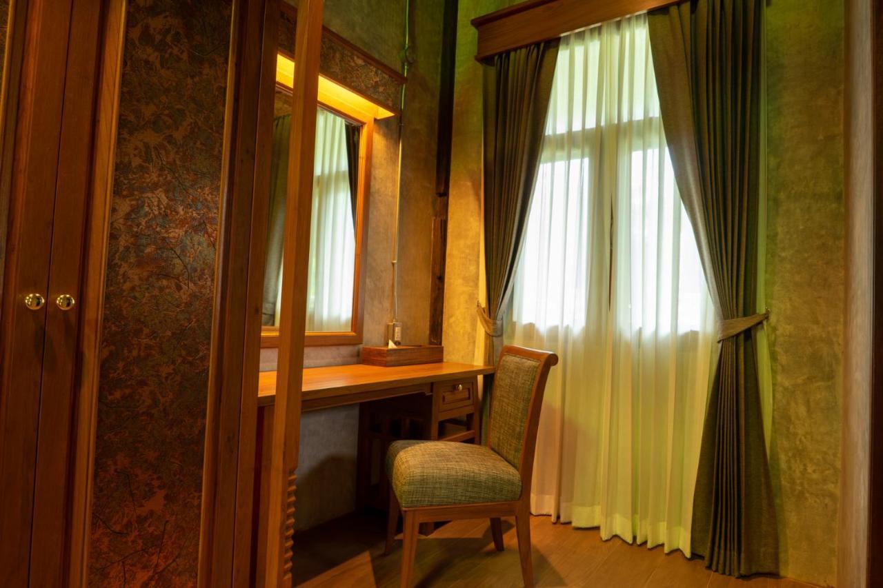 Hotel Ruean Racha Chiang Mai Zewnętrze zdjęcie
