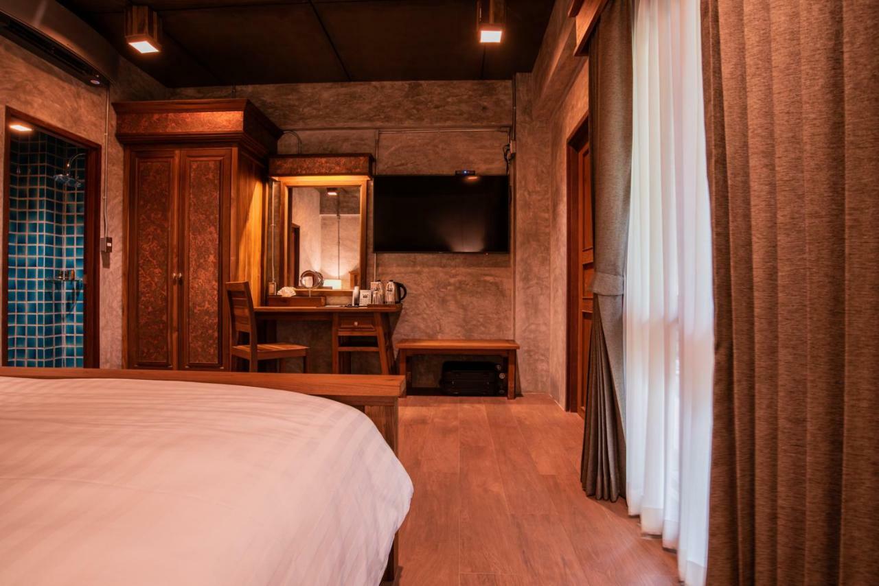 Hotel Ruean Racha Chiang Mai Zewnętrze zdjęcie