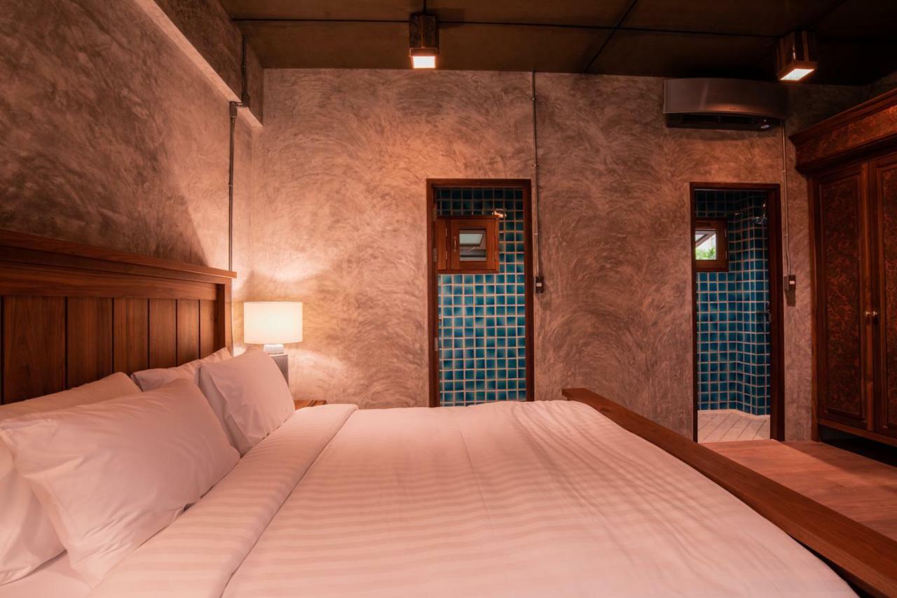 Hotel Ruean Racha Chiang Mai Zewnętrze zdjęcie
